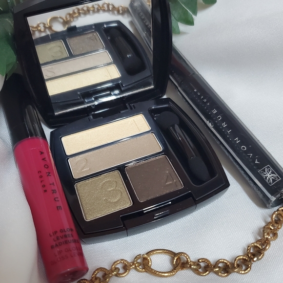 Avon makeup pack Lip glow.Eye shadow & eye mask. - Picture 4 of 7